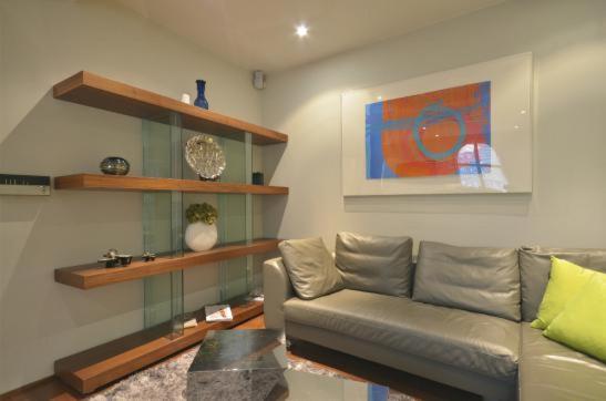 The Kensington Apartament