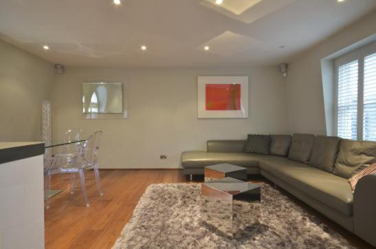The Kensington Apartament